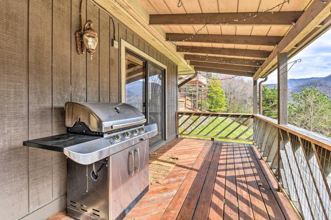 Best Location - Maggie Valley Cabin With Hot Tub! Bagian luar foto